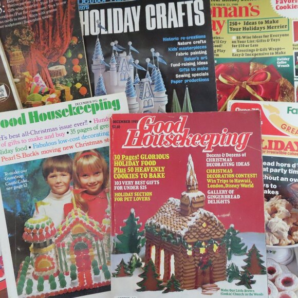 10 Vintage Christmas Housekeeping, Holiday Crafts & Baking Magazines - Picture 1 of 9